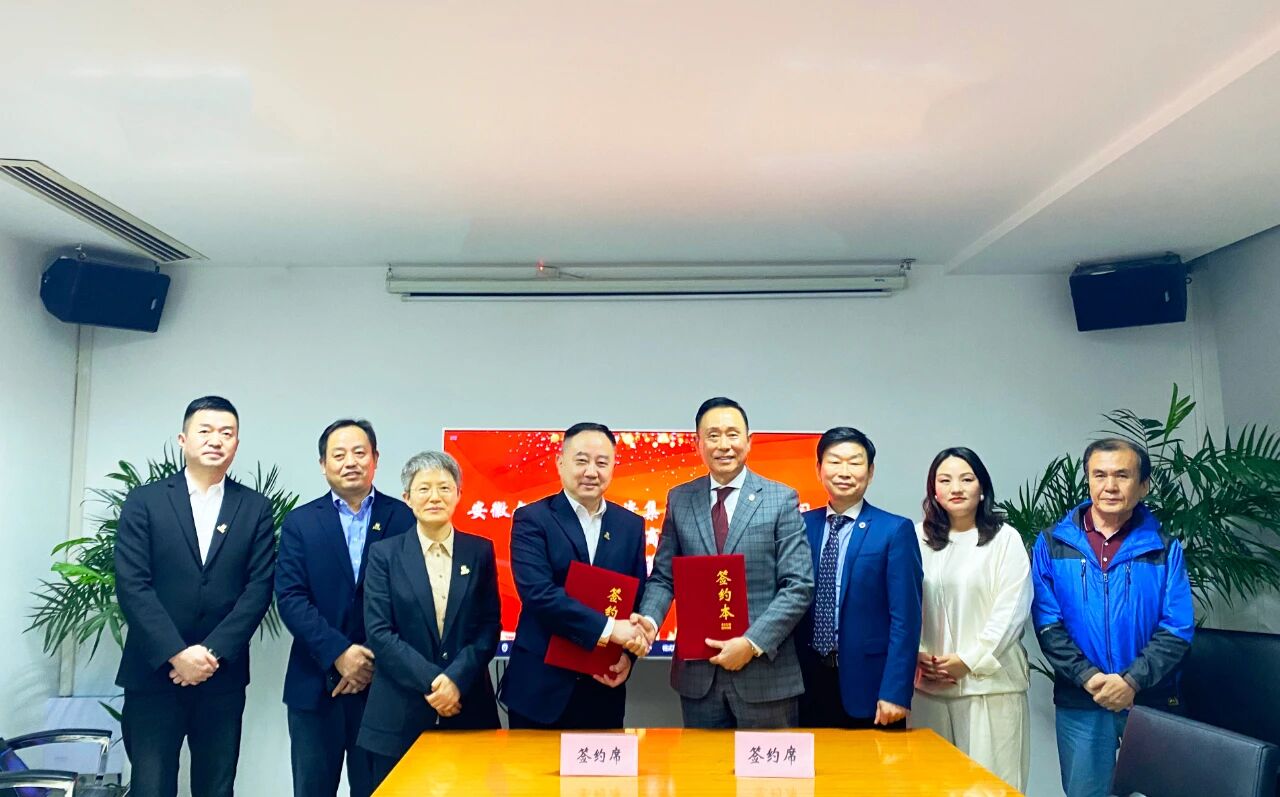 1763709971497027643.jpg 1b8d282d050a94f230c250d31ee65ffb.jpg